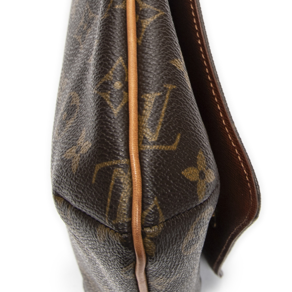 Louis Vuitton Musette Salsa - Picture 7 of 10